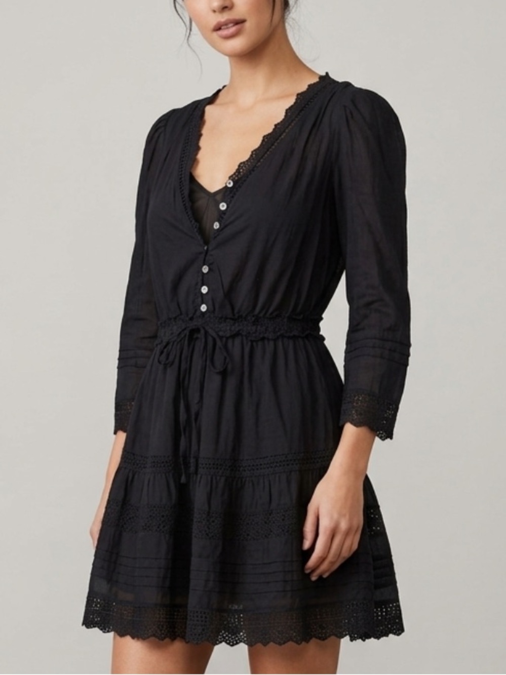 GAP Black Eyelet Cotton Mini Dress Size XS Button Front Tiered Ruffle 3/4 Sleeve